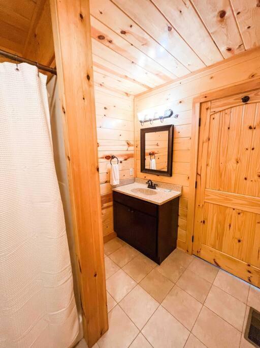 Indoor Heated Pool Hot Tub Cabin Sevierville Buitenkant foto