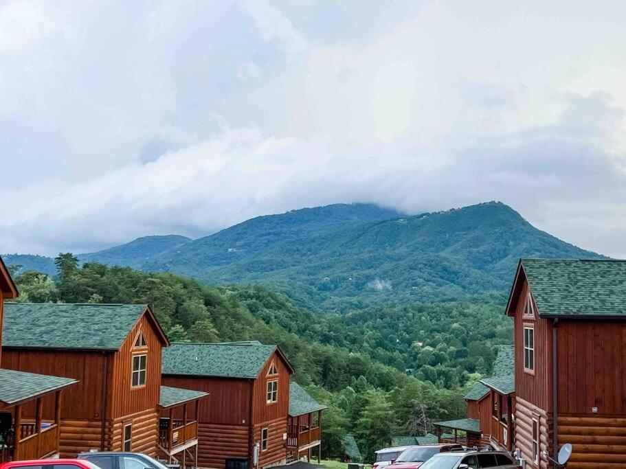 Indoor Heated Pool Hot Tub Cabin Sevierville Buitenkant foto